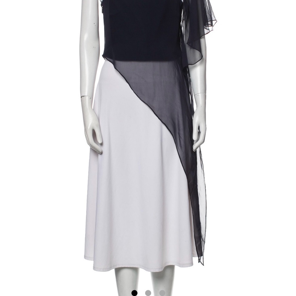 Chusnie one shoulder top with zip back and tube bandeaux
